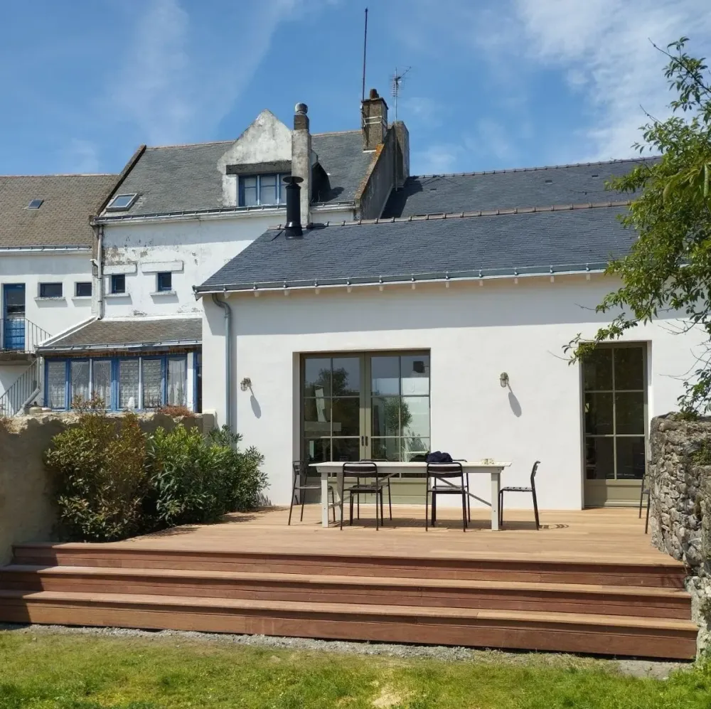 terrasse avec escalier