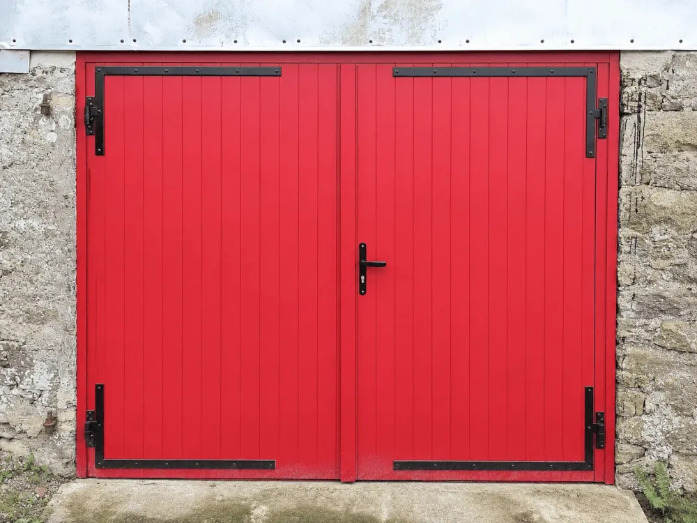 volets rouges
